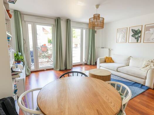 Appartement à vendre 190 000 € 3 pièces 2 chambres 57 m² Étage 1/1 Mennecy 91540
