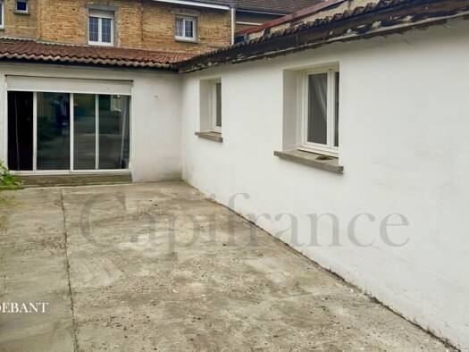 Maison à vendre 179 000 € 9 pièces 7 chambres 252 m² 691 m² de terrain Juniville 08310