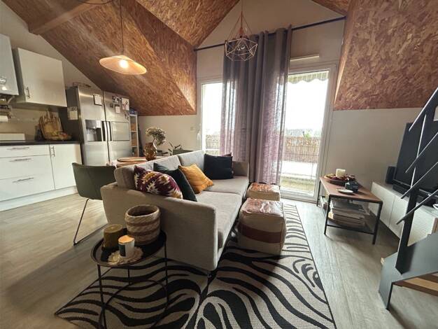 Duplex à louer 890 € 2 pièces 1 chambre 46,7 m² RDC Rive Droite-Apport Paris Gare Corbeil-Essonnes 91100