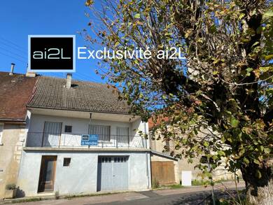 Maison à vendre 134 000 € 4 pièces 2 chambres 151 m² 520 m² de terrain Clairvaux-les-Lacs 39130