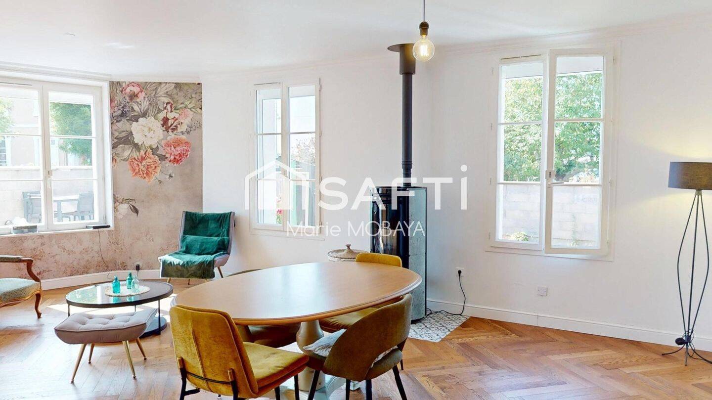 Maison à vendre, 172m², SAINT YZAN DE SOUDIAC