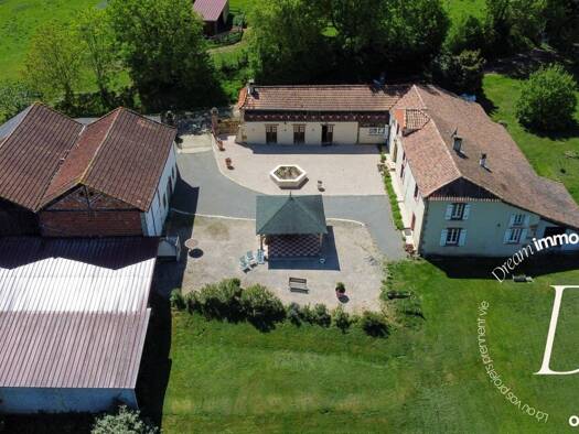 Maison à vendre 1 926 750 € 8 pièces 4 chambres 280 m² 1 090 000 m² de terrain Marciac 32230