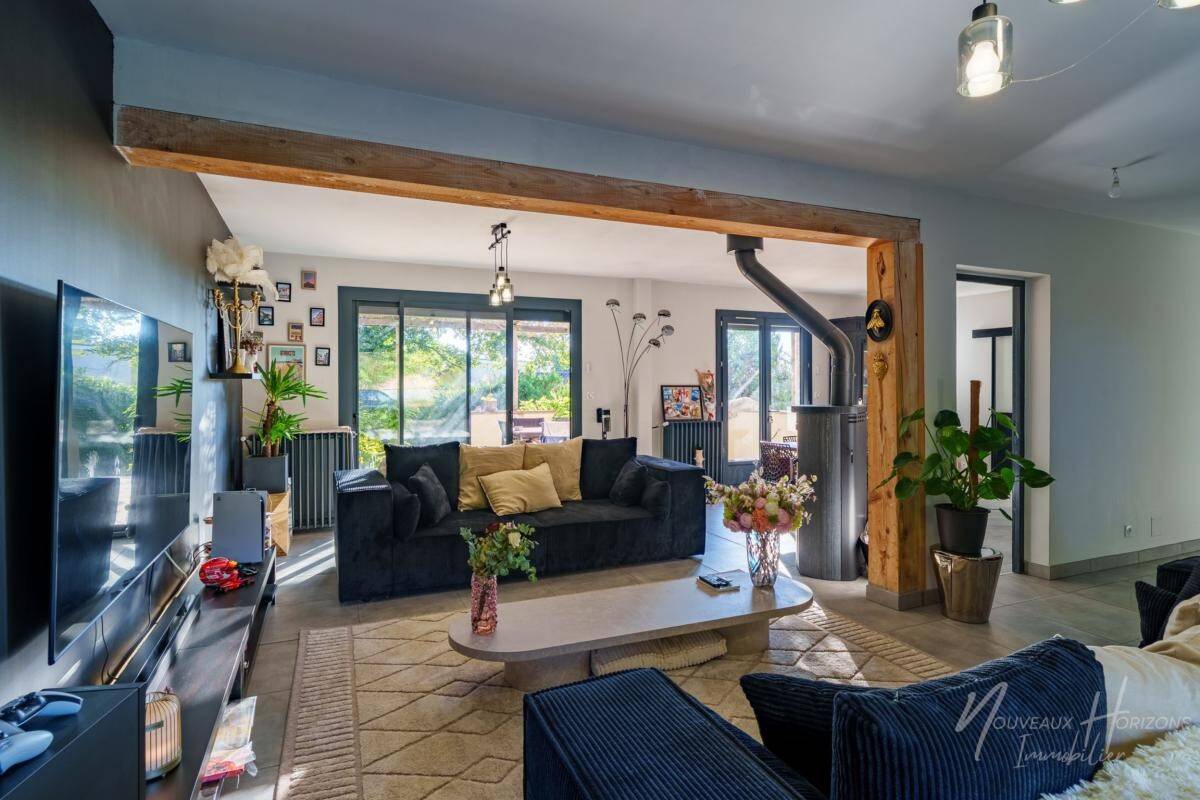 Maison à vendre, 174m², VERNEUIL SUR VIENNE