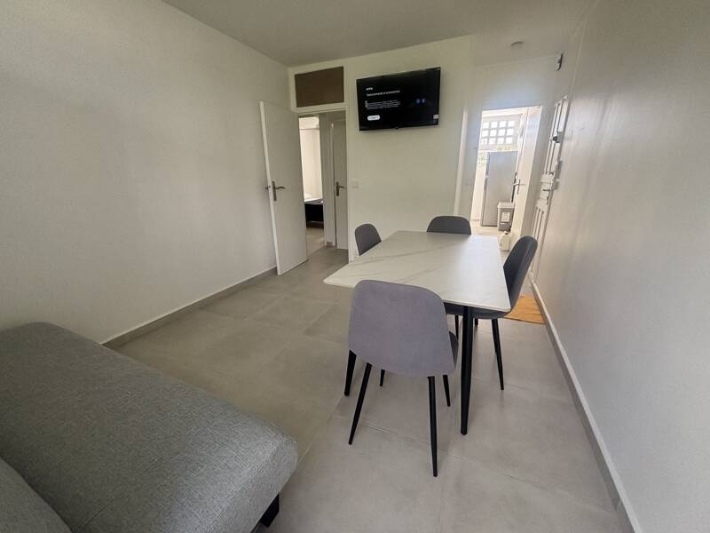 Maison à louer, 44m², LES ABYMES