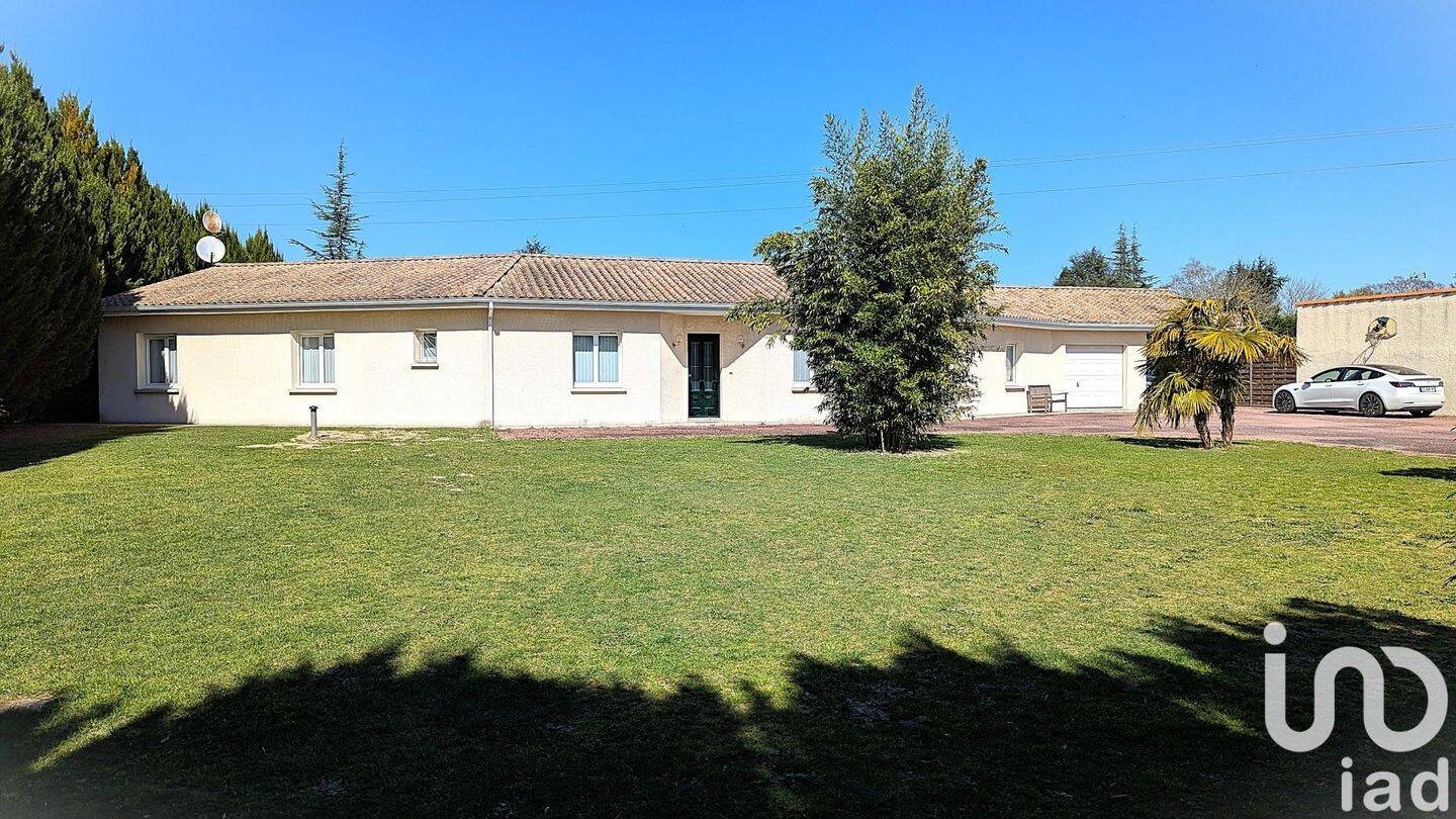 Maison à vendre, 250m², MONTENDRE