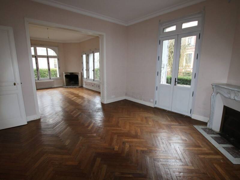 Maison à louer, 262m², YVETOT