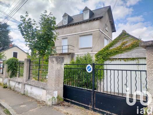 Maison de ville à vendre 143 500 € 3 pièces 2 chambres 77 m² 188 m² de terrain Châteauneuf-sur-Loire 45110