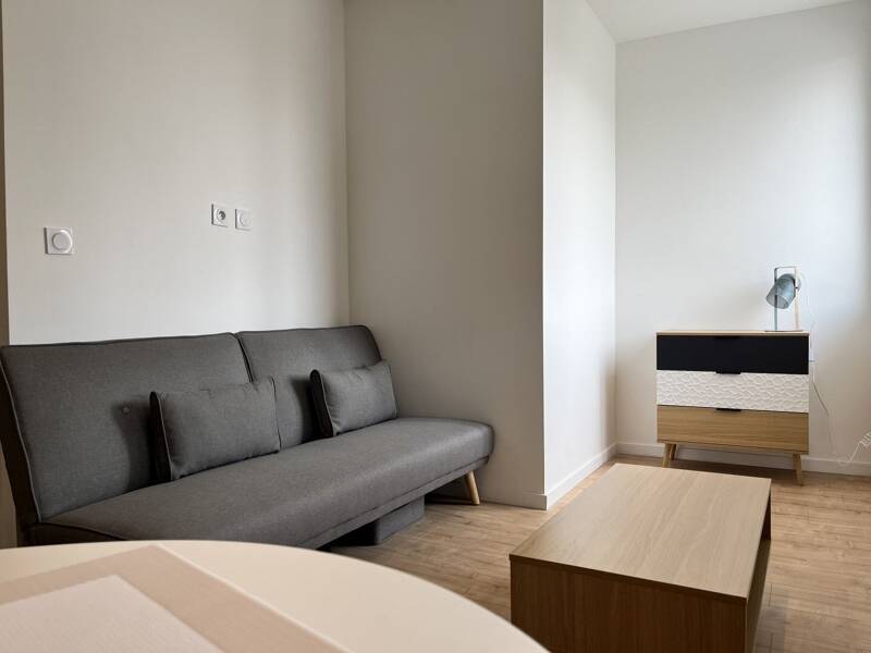 Maison à louer, 16m², LYON 8E