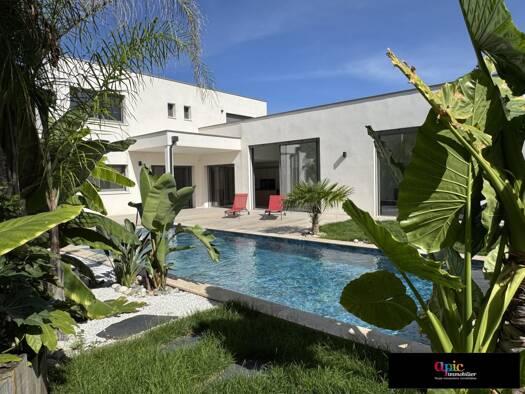 Maison à vendre 1 995 000 € 7 pièces 6 chambres 255 m² 944 m² de terrain Sud Pérols 34470