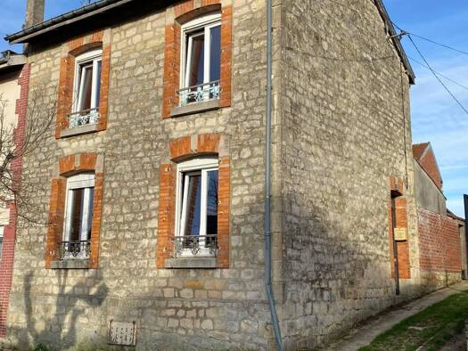 Maison à vendre 58 000 € 3 pièces 2 chambres 75 m² 924 m² de terrain Sermaize-les-Bains 51250