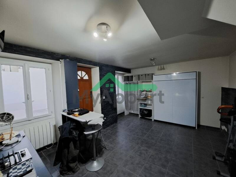 Maison à louer, 24m², LES CHAPELLES BOURBON