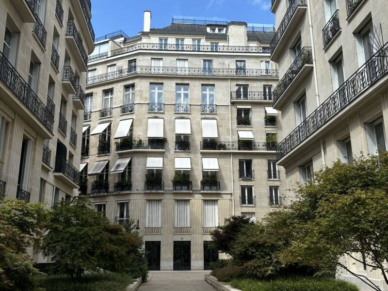 Maison à louer, 360m², PARIS 16E