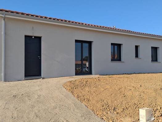 Terrain avec maison neuve à vendre 198 000 € 3 pièces 2 chambres 80 m² 549 m² de terrain Rieumes 31370