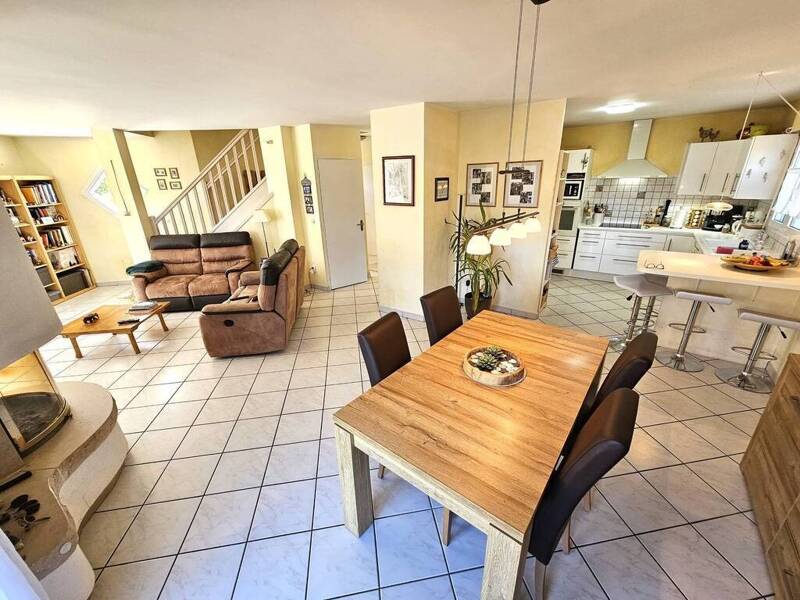 Maison à louer, 125m², THOIRY