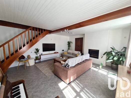 Maison à vendre 272 000 € 6 pièces 4 chambres 167 m² 632 m² de terrain Romegoux 17250