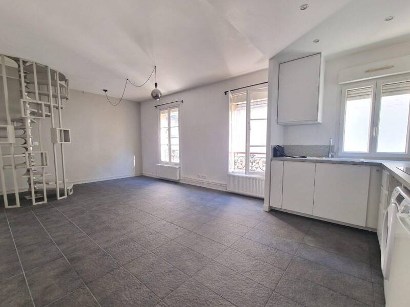 Maison à louer, 69m², PARIS 11E