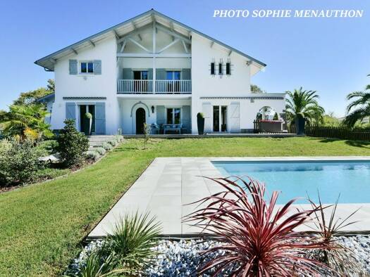 Maison à vendre 1 144 000 € 11 pièces 8 chambres 370 m² 4 130 m² de terrain Mairie-Albine Saint-Paul-lès-Dax 40990