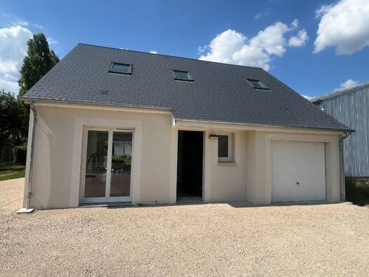 Maison à louer 1 300 € 4 pièces 3 chambres 87 m² 200 m² de terrain Saint-Hilaire-Saint-Mesmin 45160