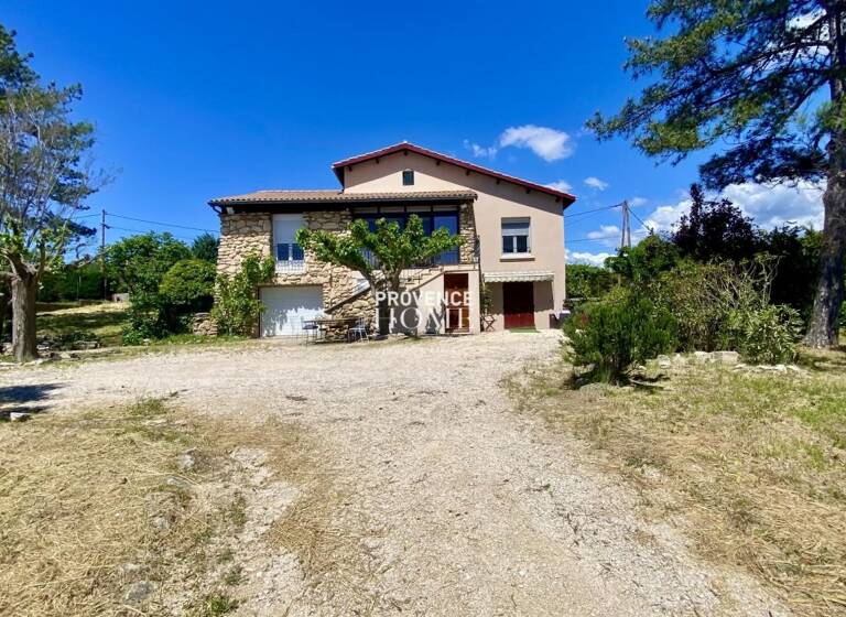 Maison à vendre 380 000 € 6 pièces 2<br/>chambres 2 000 m²<br/>terrain Gargas 84400