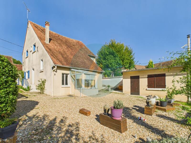 Maison à vendre, 115m², SAINT AMAND EN PUISAYE