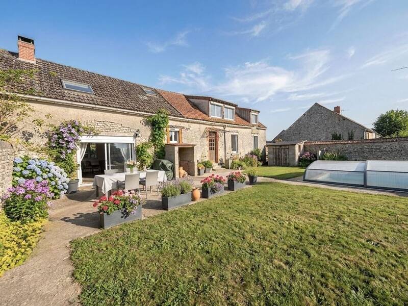 Maison à vendre, 160m², ESTOUCHES