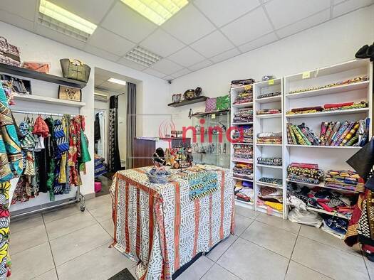 Local commercial à vendre 220 000 € 38 m² de surface de vente Juillet Zola Alfortville 94140