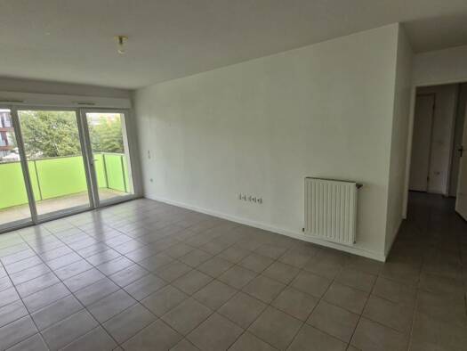 Appartement à vendre 255 000 € 3 pièces 2 chambres 62,27 m² Étage 1/3 Grand Parc Bordeaux 33300