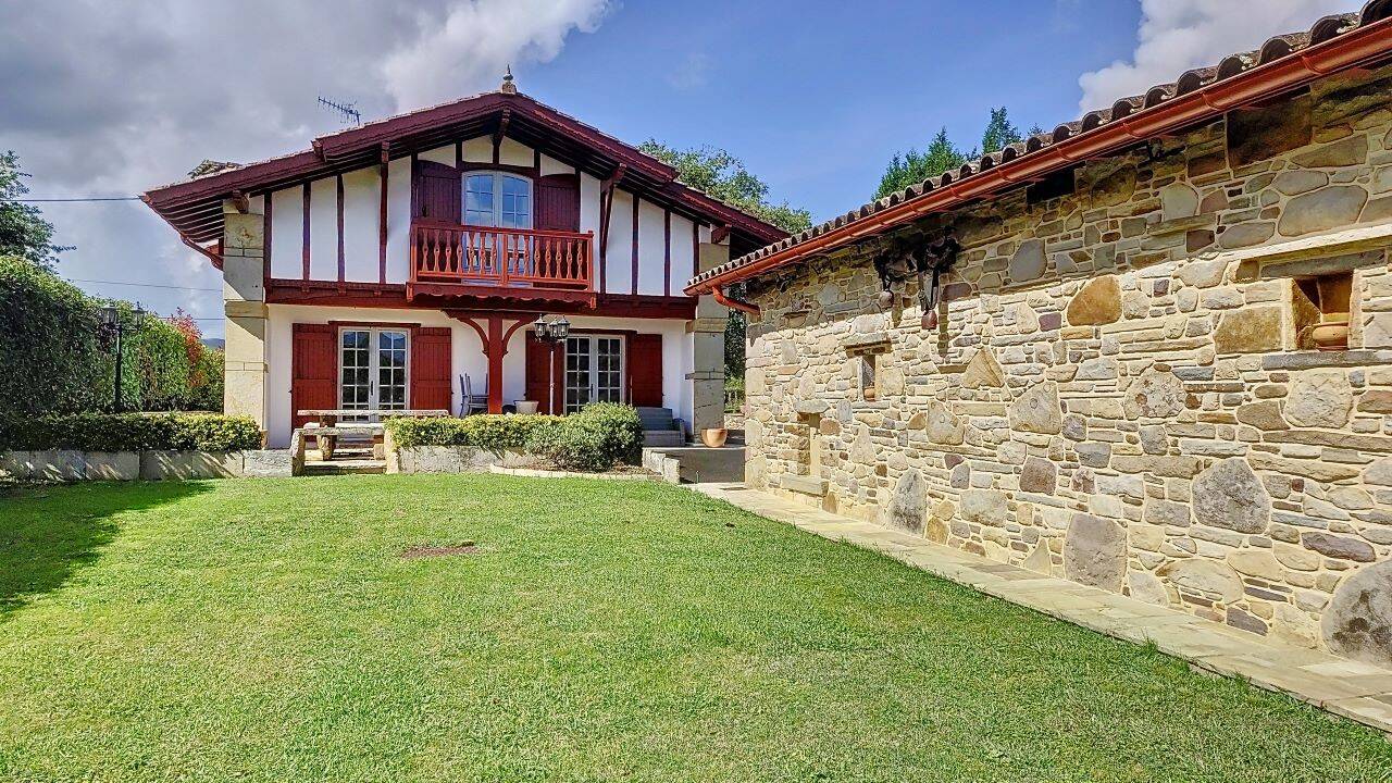 Maison à vendre, 160m², SAINT PEE SUR NIVELLE