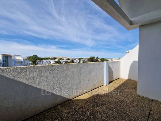 Appartement à vendre 93 500 € 1 pièce 21,77 m² Étage 3/3 Sud Le Grau-du-Roi 30240