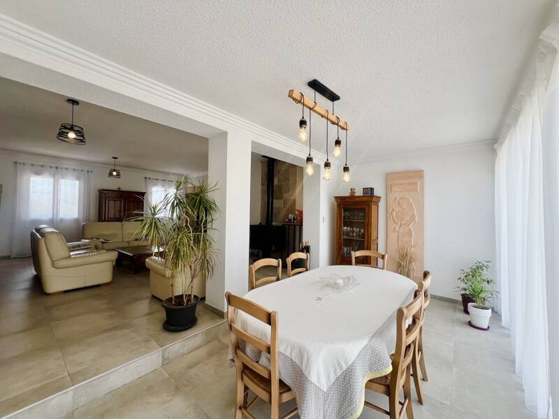 Maison à vendre, 156m², BESSAN