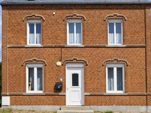 Maison à vendre 127 200 € 5 pièces 2 chambres 100 m² 660 m² de terrain Beugnies 59216