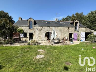 Maison à vendre 375 000 € 7 pièces 3 chambres 243 m² 1 812 m² de terrain Cordemais 44360