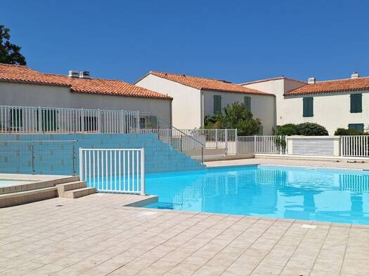 Appartement à vendre 260 000 € 2 pièces 1 chambre 44,3 m² RDC Saint-Martin-de-Ré 17410