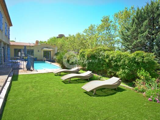 Maison à vendre 408 100 € 4 pièces 3 chambres 93,83 m² 150 m² de terrain Montauroux 83440