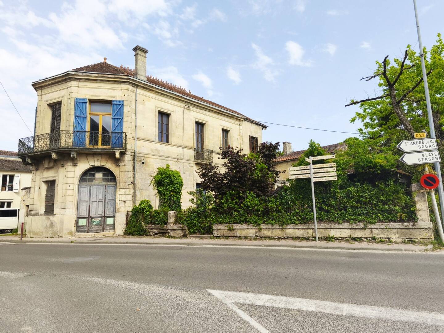 Maison à vendre, 190m², SAINT CHRISTOLY DE BLAYE