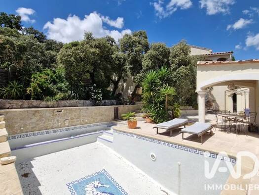 Maison à vendre 169 000 € 2 pièces 1 chambre 70 m² 458 m² de terrain Charbonnières-Montagnié Villeneuve-lès-Avignon 30400