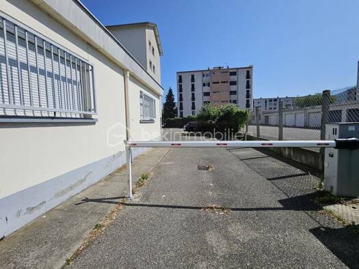 Appartement à vendre 115 000 € 4 pièces 2 chambres 68 m² RDC Teyssère Saint-Martin-d'Hères 38400