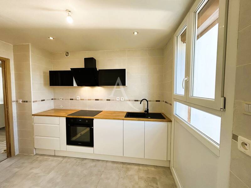 Maison à louer, 99m², PERPIGNAN