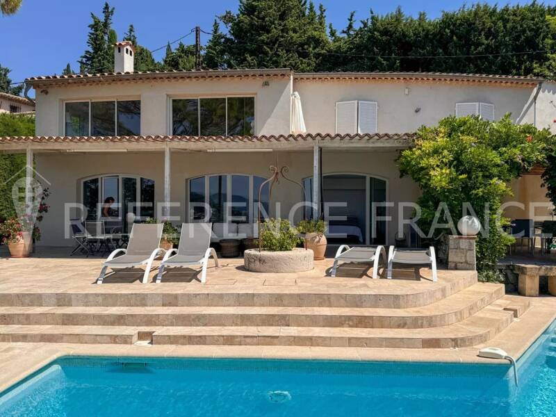 Maison à louer, 200m², MOUGINS