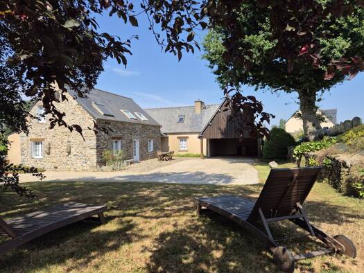 Maison à vendre 235 000 € 8 pièces 5 chambres 154 m² 1 445 m² de terrain Lanfains 22800
