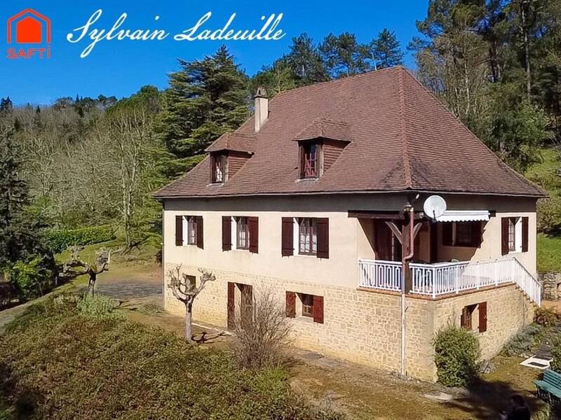 Maison à vendre, 138m², LE BUISSON DE CADOUIN