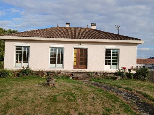 Maison à vendre 265 000 € 5 pièces 3 chambres 110 m² 847 m² de terrain Dompierre-sur-Yon 85170