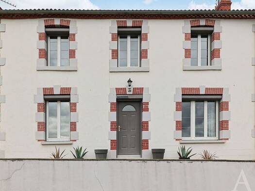 Maison à vendre 259 900 € 5 pièces 3 chambres 126 m² 610 m² de terrain Chavagnes en Paillers 85250