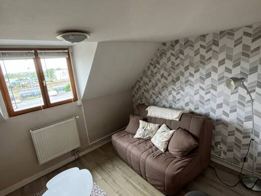 Appartement à louer 445 € 1 pièce 14,7 m² Étage 2/2 Saint Acheul Amiens 80000