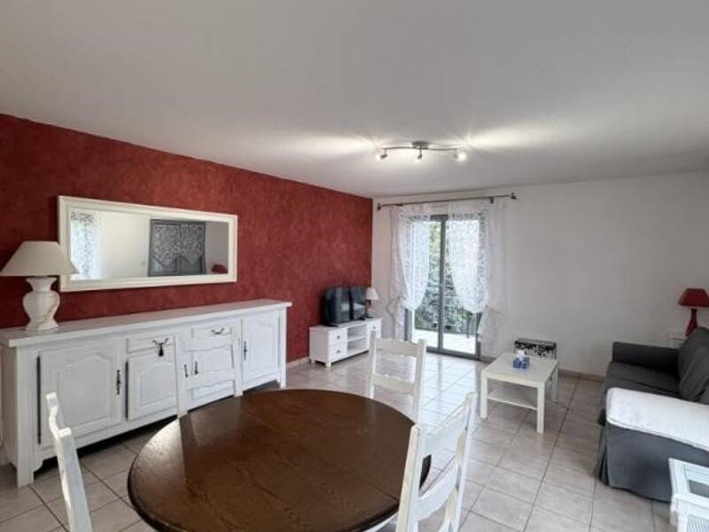 Maison à louer, 72m², VEAUCHE