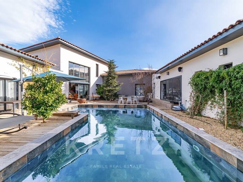Maison à vendre, 400m², BEZIERS