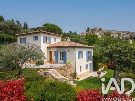 Maison à vendre 649 000 € 5 pièces 3 chambres 150 m² 2 126 m² de terrain Callian 83440