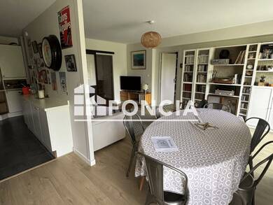 Appartement à louer 1 400 € 5 pièces 4 chambres 98,3 m² Étage 3/4 Centre Ville Castanet-Tolosan 31320