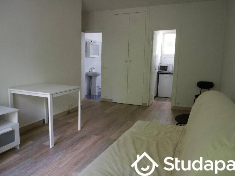 Maison à louer, 23m², PARIS 17E