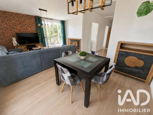 Appartement à vendre 106 000 € 3 pièces 2 chambres 76,86 m² Étage 2/5 Allées Saint-Pierre-des-Corps 37700